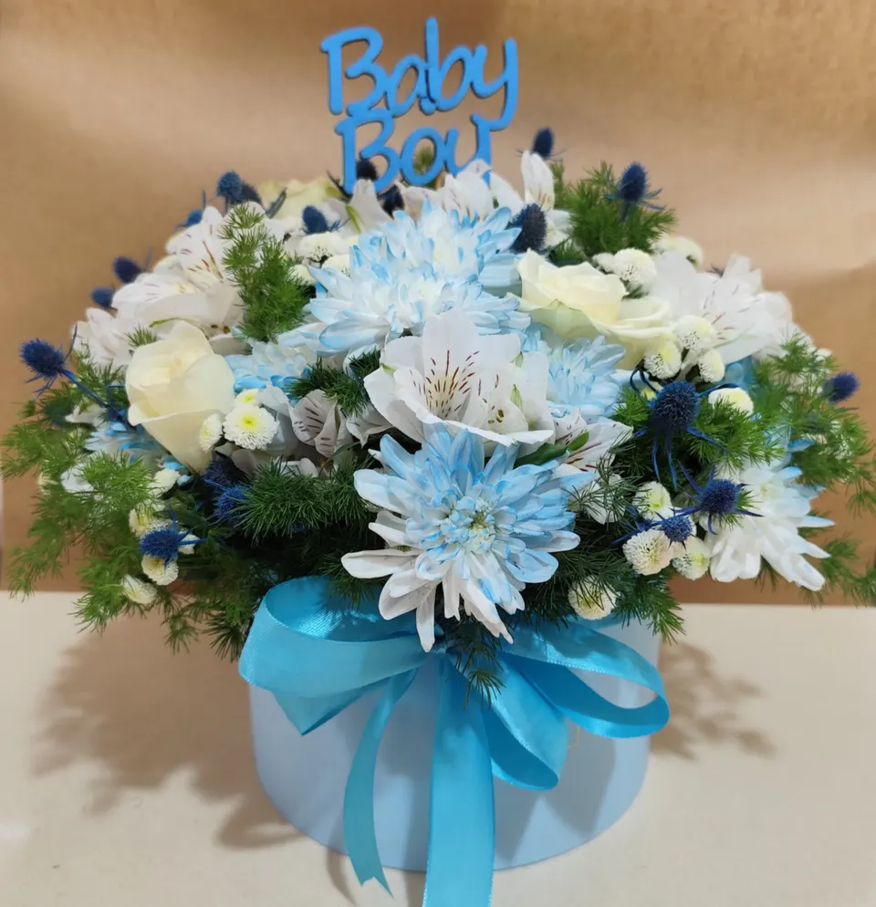 The Baby Boy Birth Box is the perfect gift for new parents!