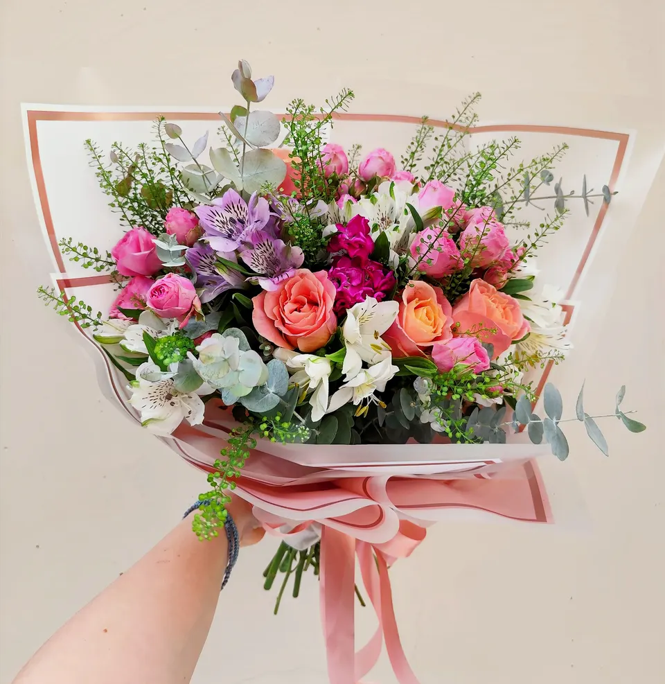 Graduation Celebration Bouquet (Tap image to order)